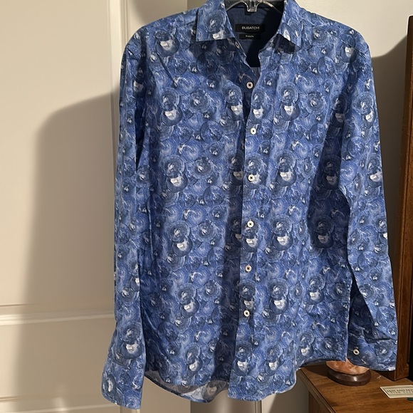 Men’s Bugatchi Sz M shaped fit Shirt EUC - Picture 2 of 9